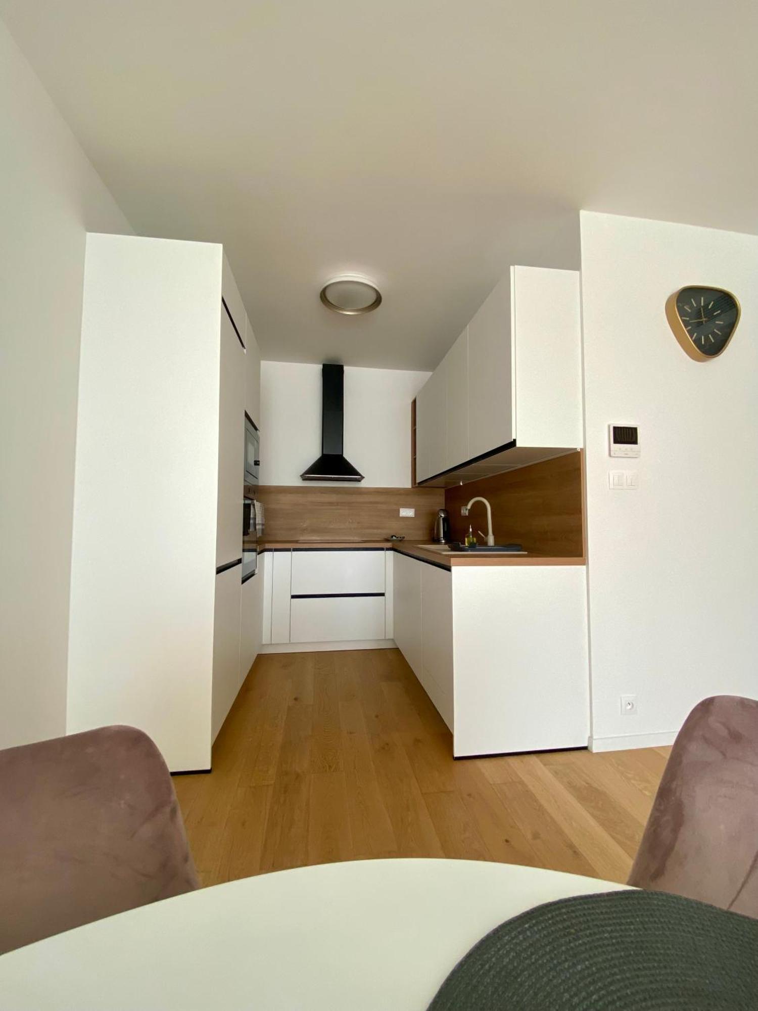 Danubius Apartments Bratislava Rum bild